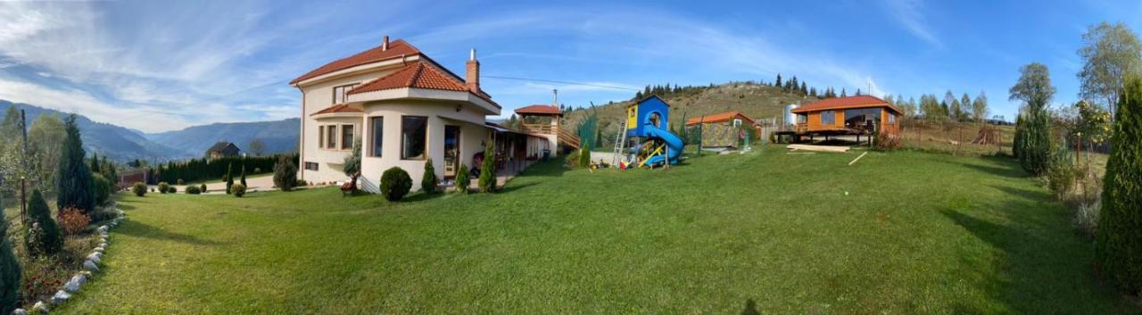 Vila Daria 3 Rucăr Exteriör bild