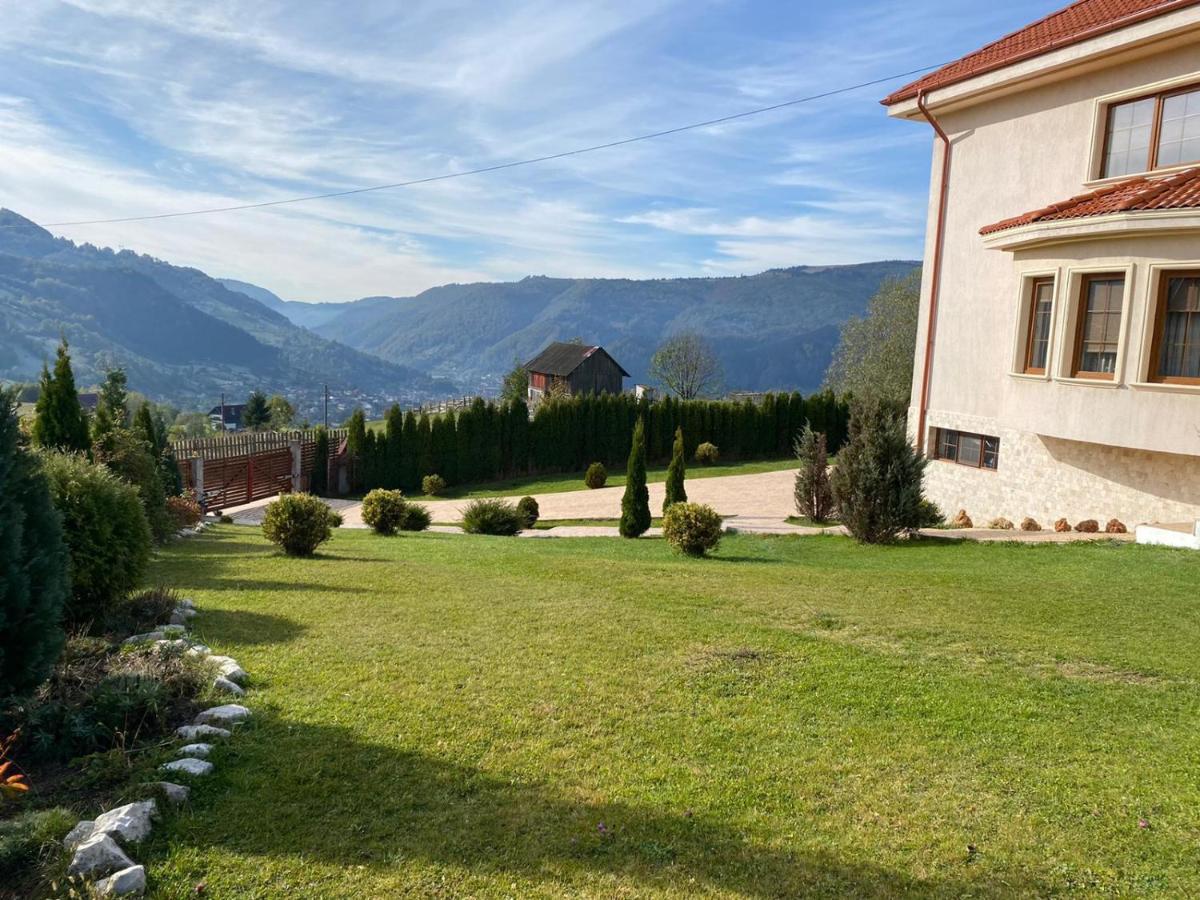Vila Daria 3 Rucăr Exteriör bild