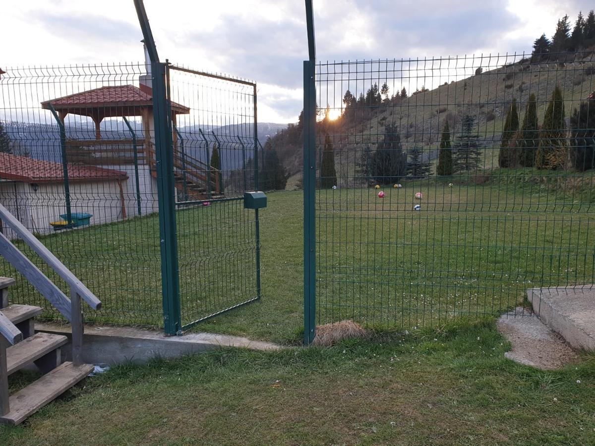 Vila Daria 3 Rucăr Exteriör bild